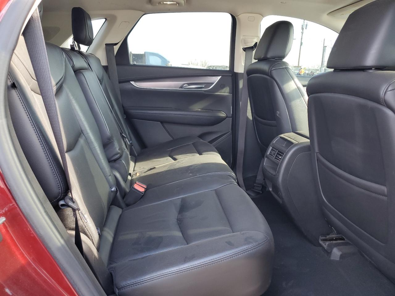 2018 Cadillac XT5 - Image 11