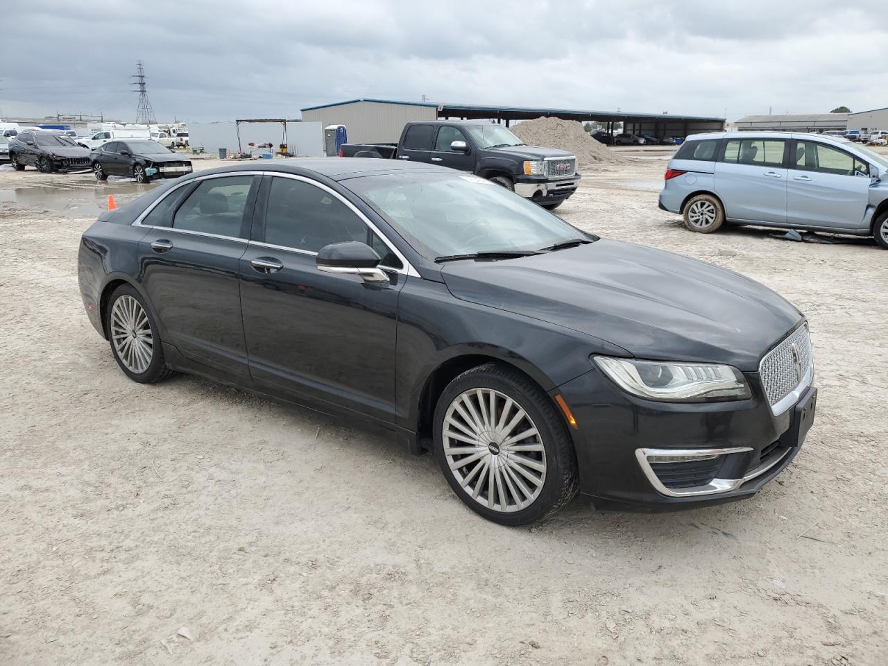 2017 Lincoln MKZ - Image 4