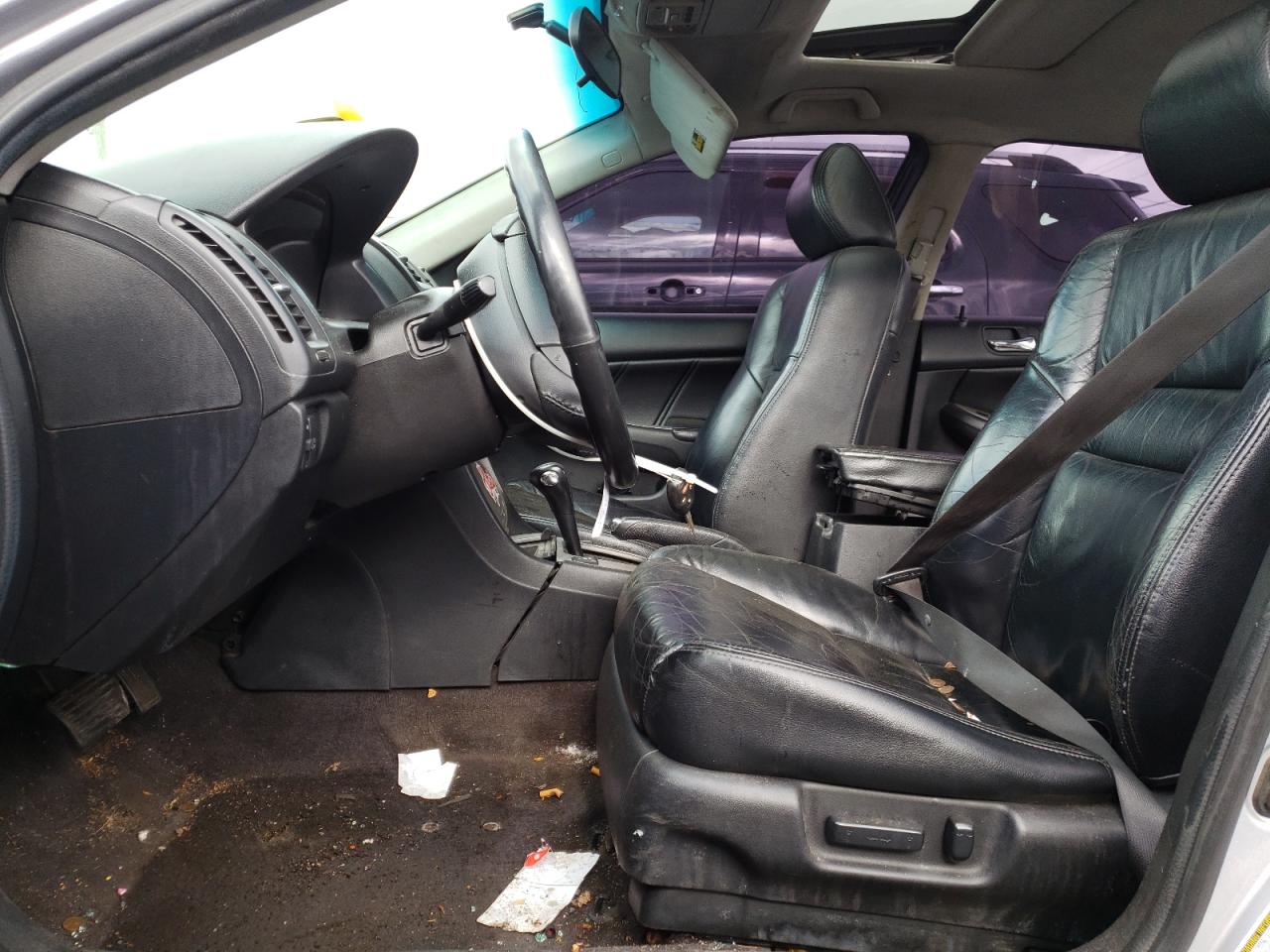 2004 Honda Accord - Image 7