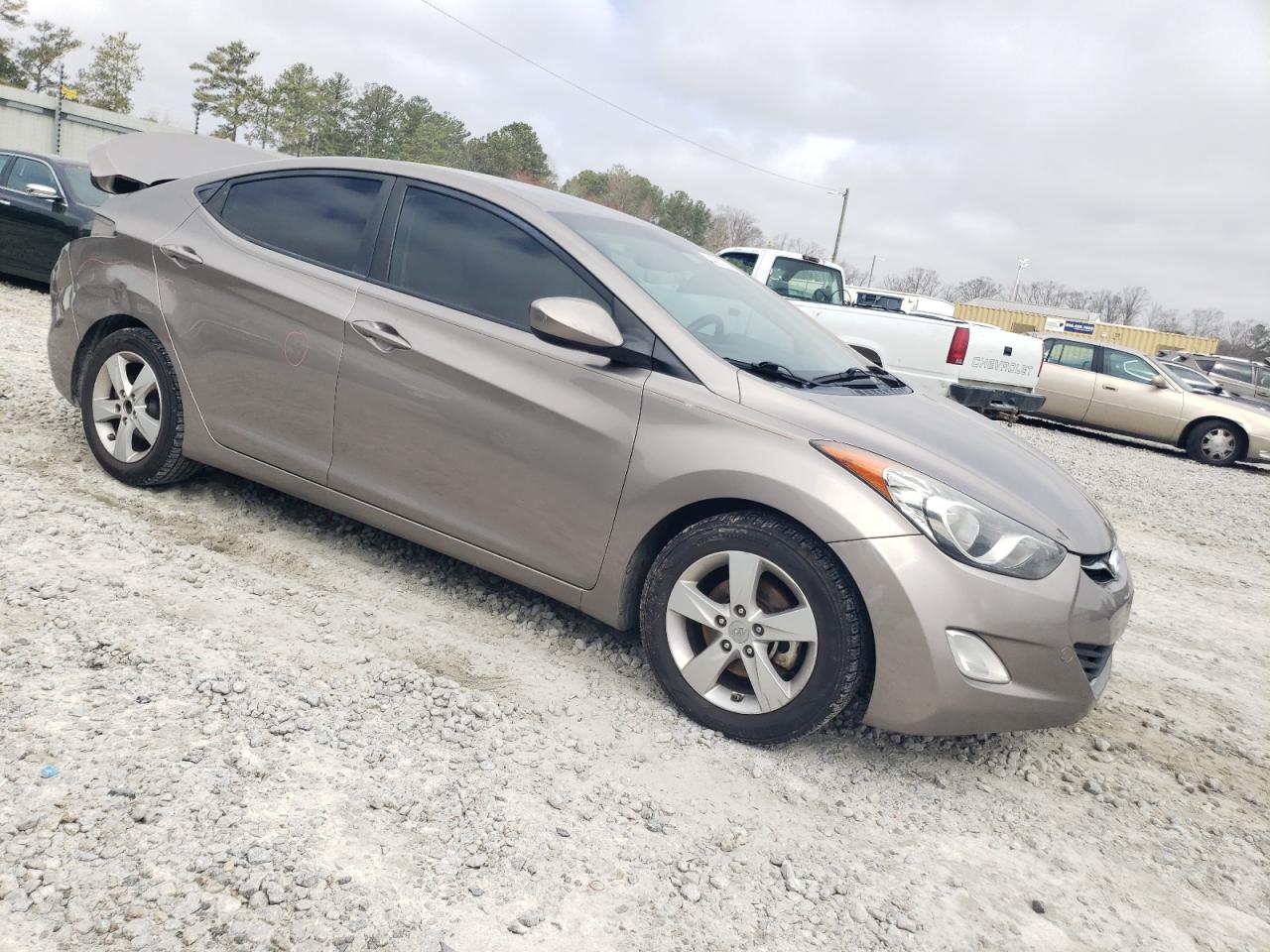 2013 Hyundai Elantra - Image 4