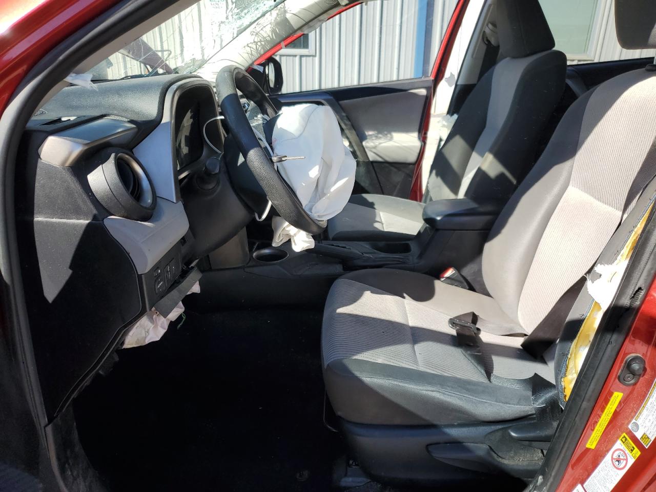 2015 Toyota RAV 4 - Image 7