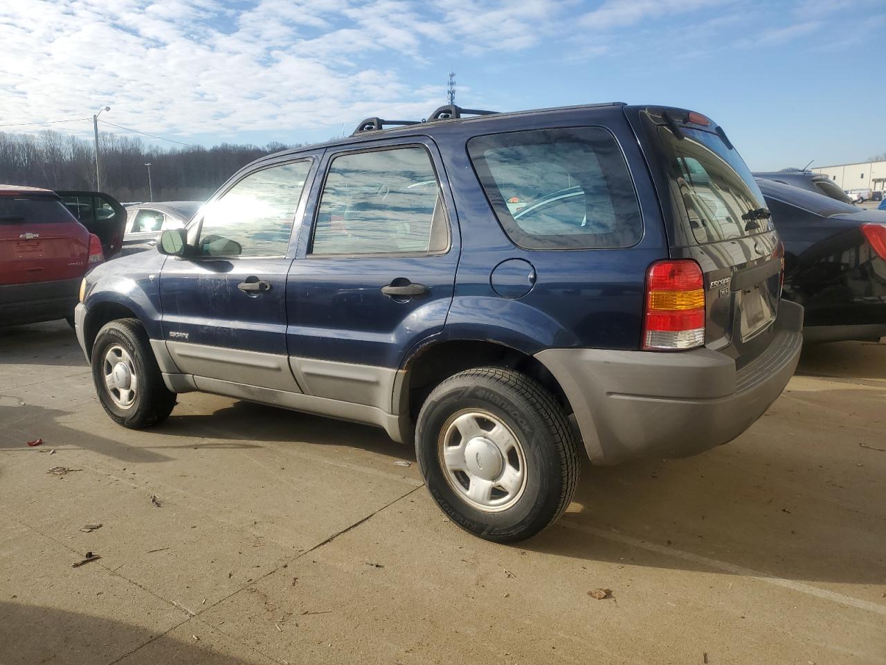 2002 Ford Escape - Image 2