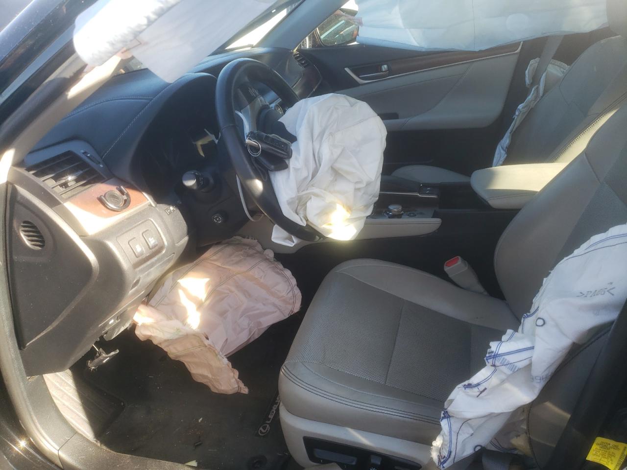 2015 Lexus GS - Image 7