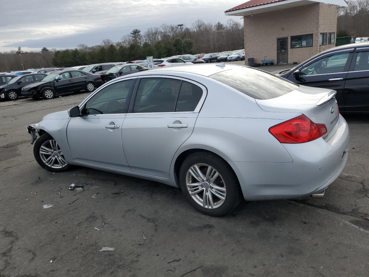 2013 Infiniti G - Image 2
