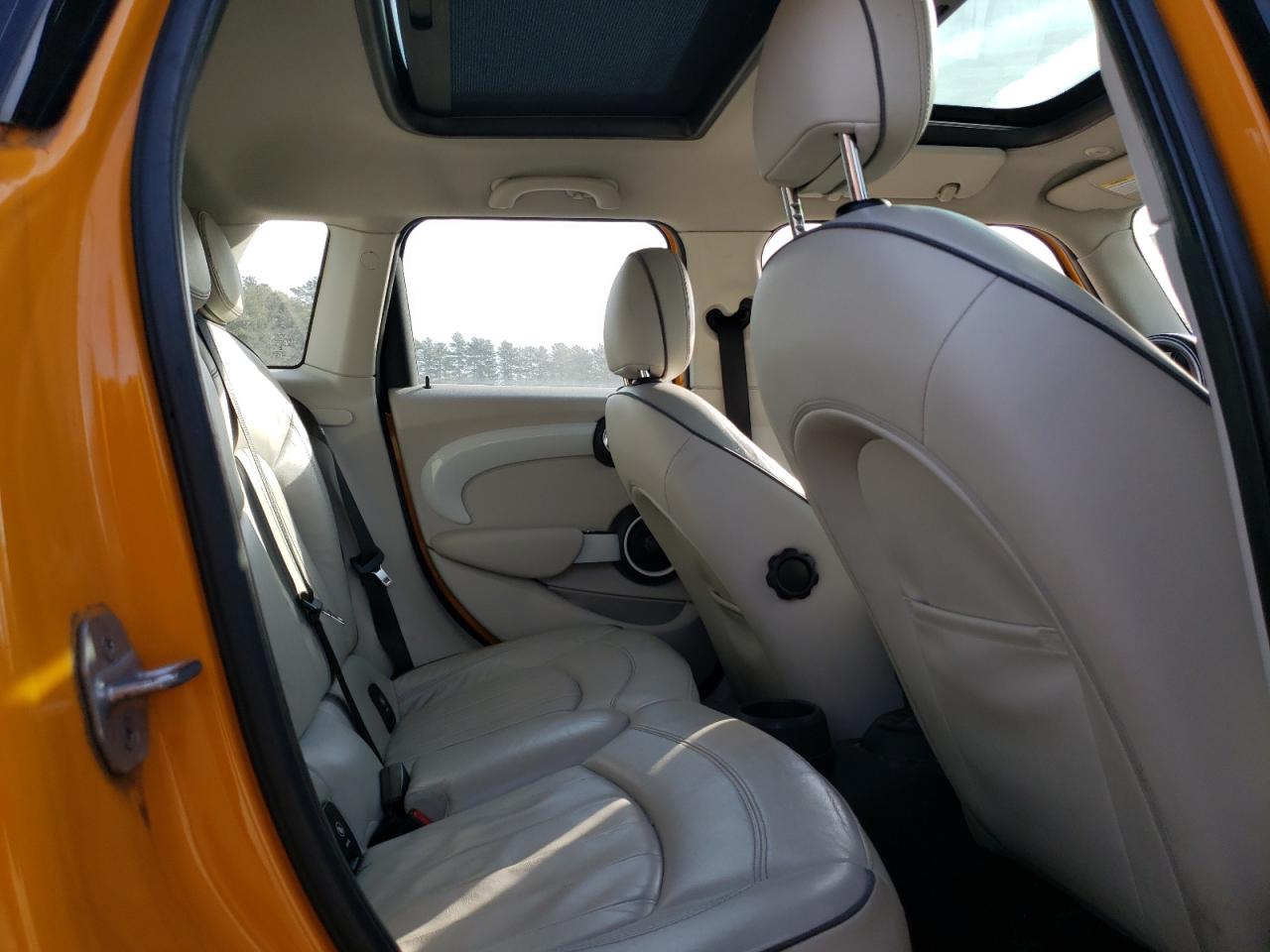 2016 MINI Cooper - Image 10