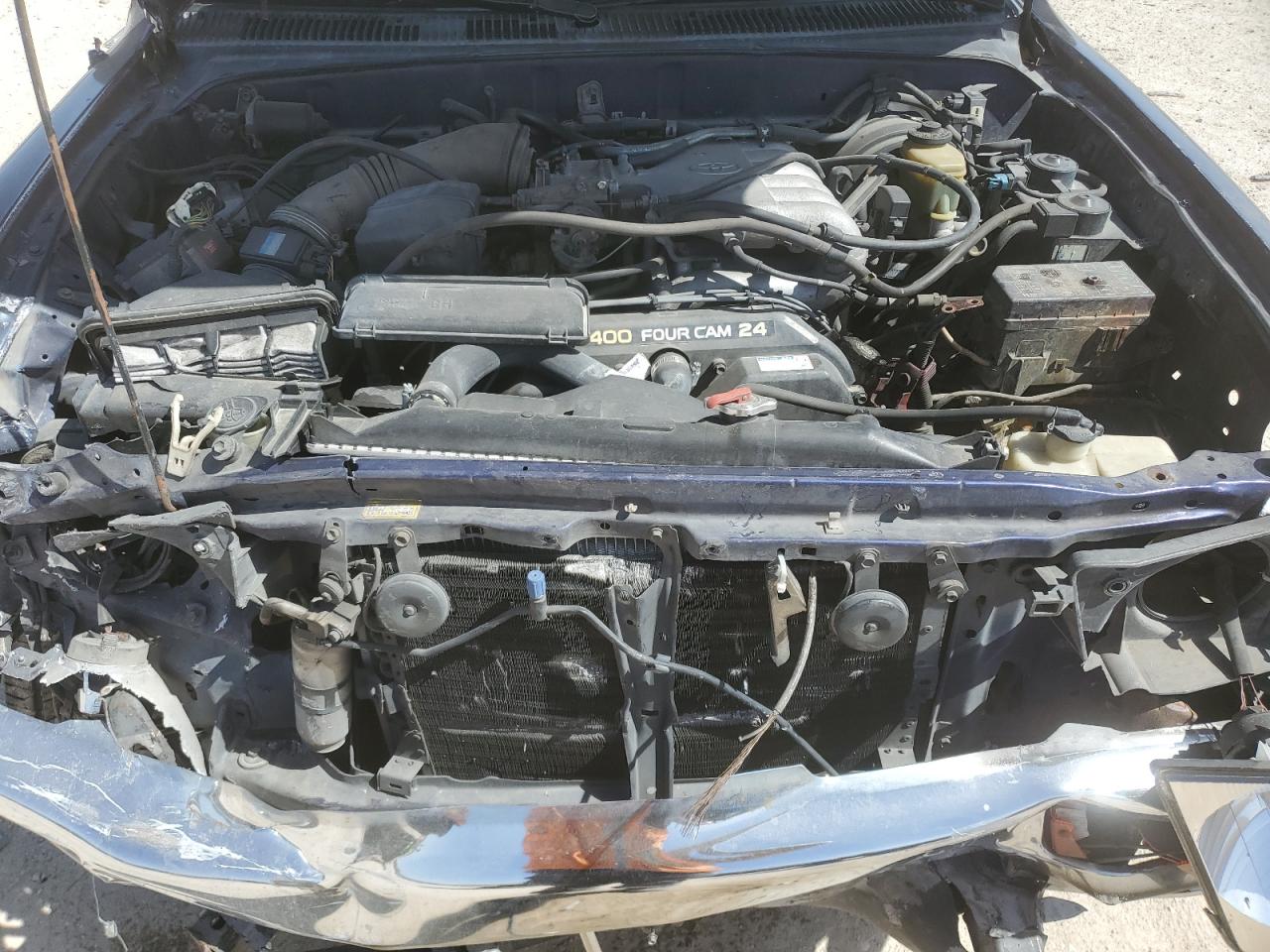 1998 Toyota 4Runner - Image 13