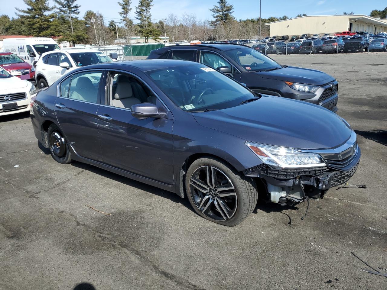 1HGCR3F95HA017197 HONDA ACCORD 2017