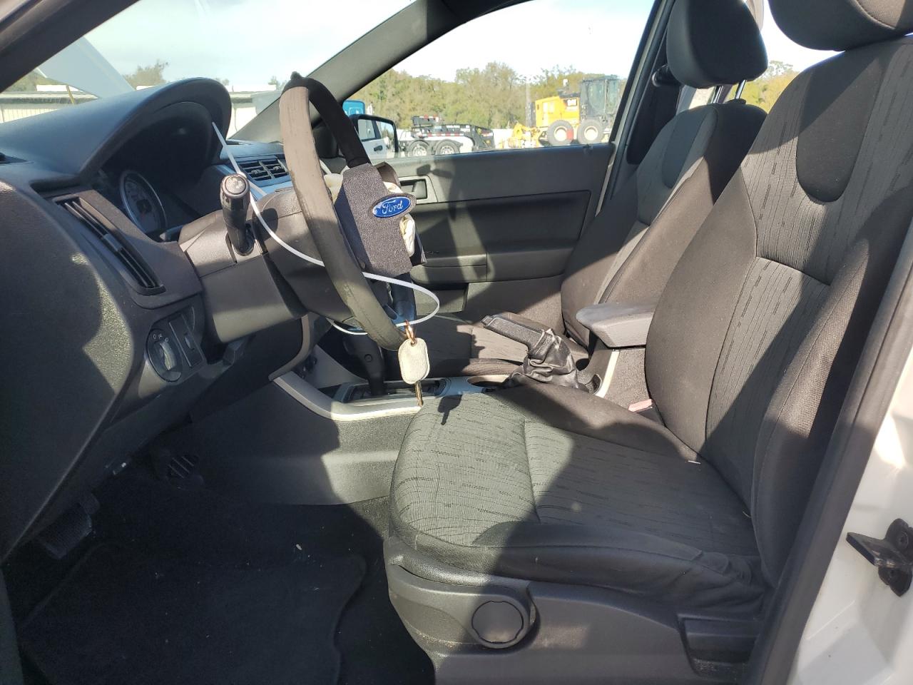 2009 Ford Focus - Image 7