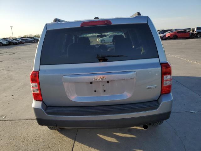  JEEP PATRIOT 2016 Srebrny