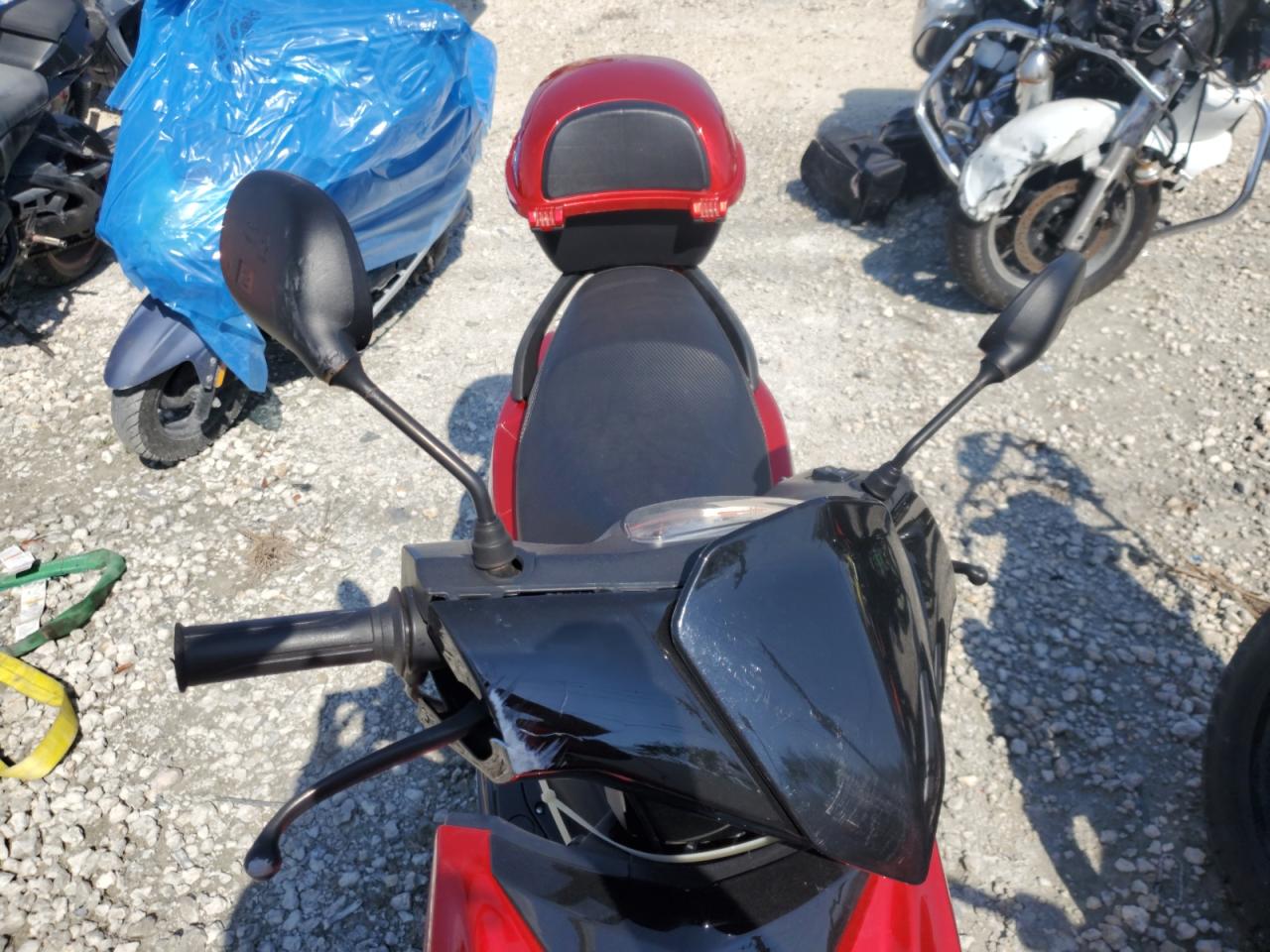 LYDY8TBBXP1500086 YIBEN 8 SERIES 2023