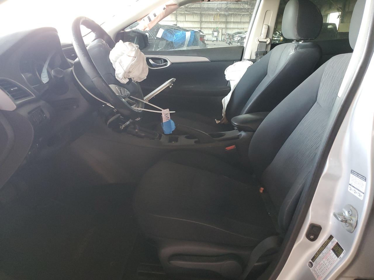 2015 Nissan Sentra - Image 7