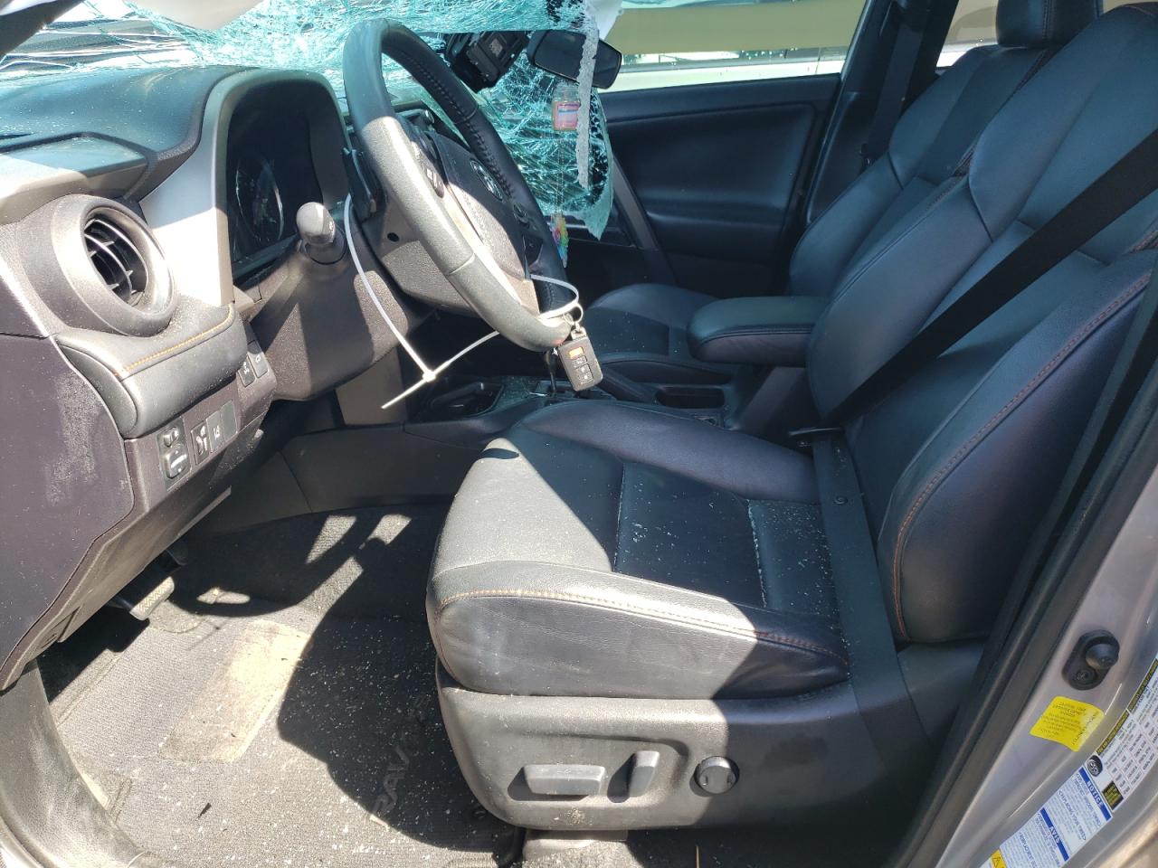 2017 Toyota RAV 4 - Image 7