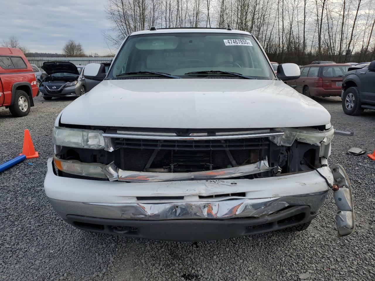 2004 Chevrolet Suburban - Image 5