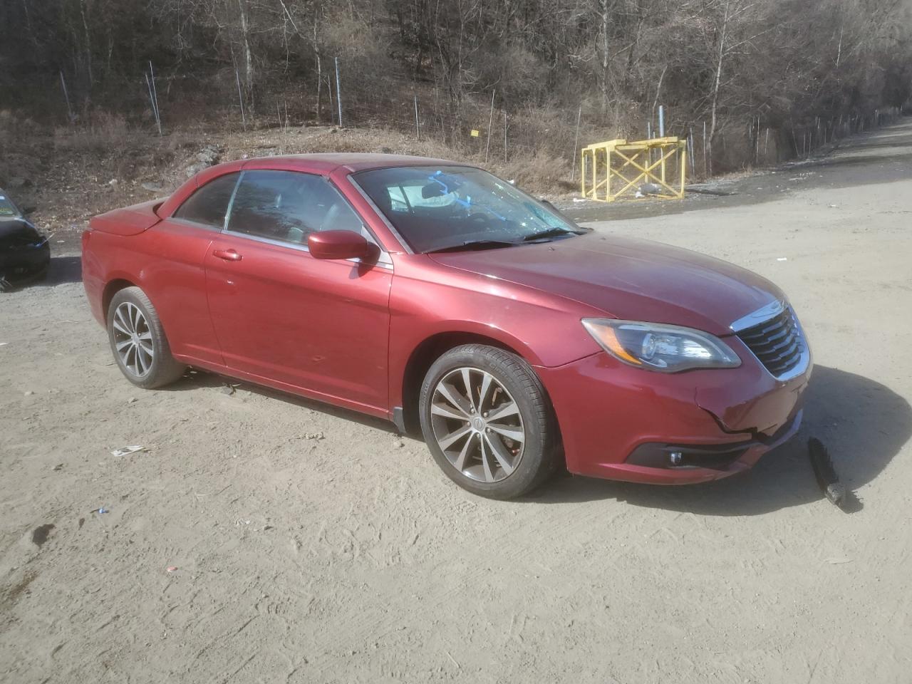 2012 Chrysler 200 - Image 4