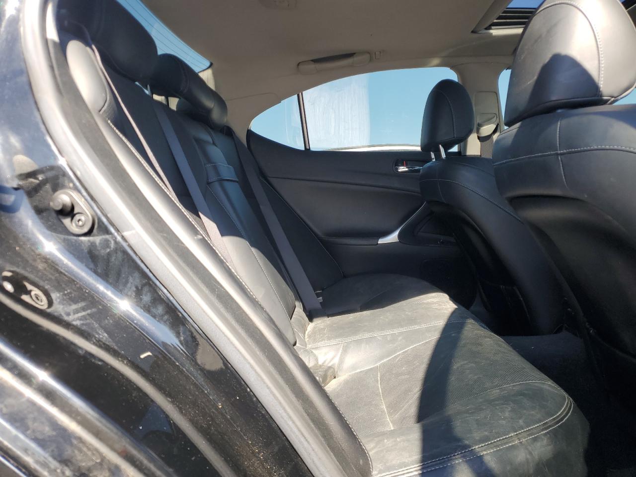 2009 Lexus IS - Image 10