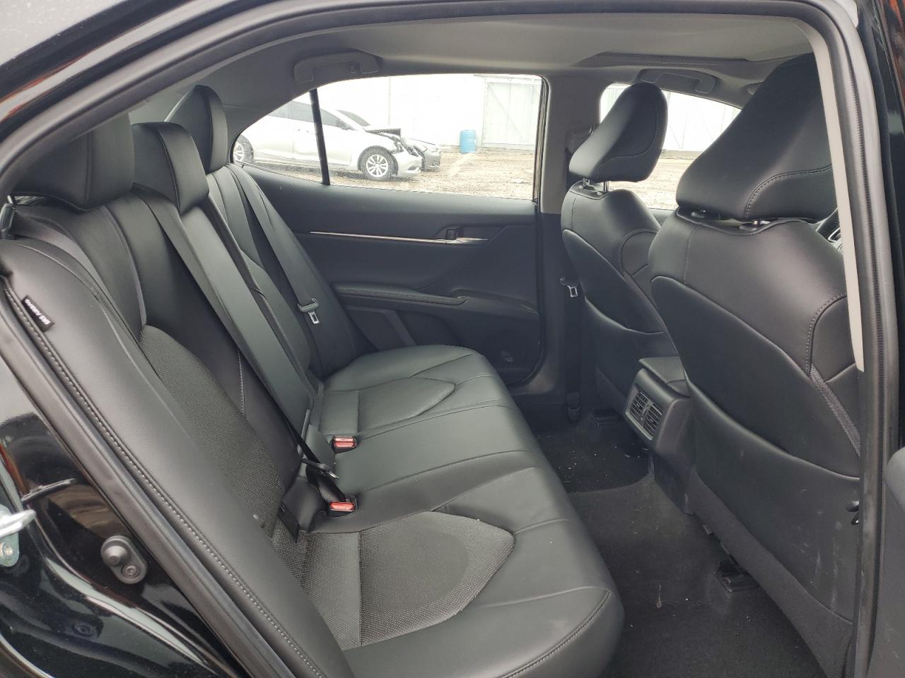 2021 Toyota Camry - Image 10