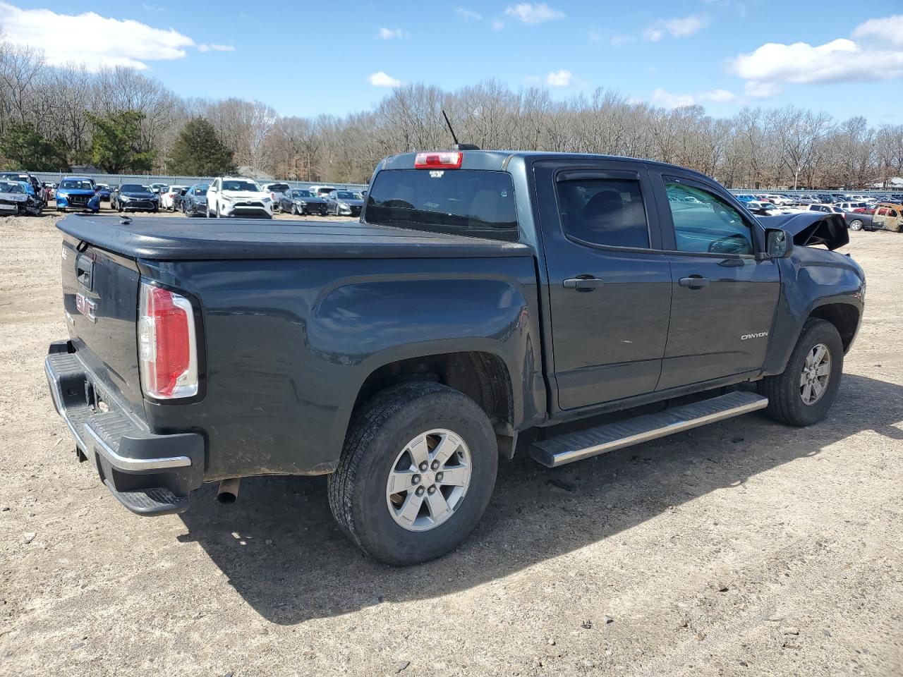 2017 GMC Canyon - Image 3