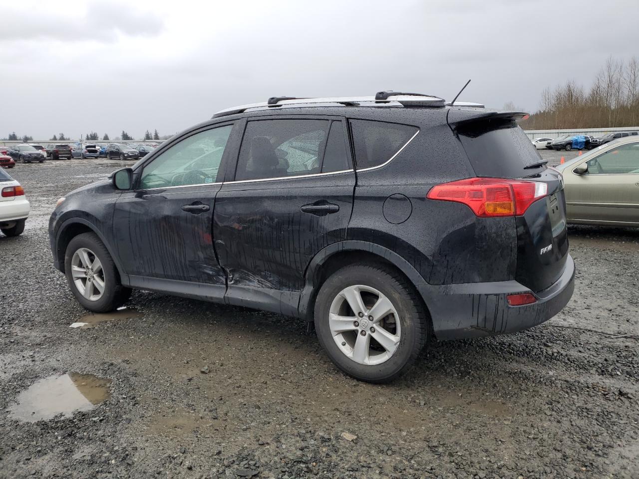 2013 Toyota RAV 4 - Image 2