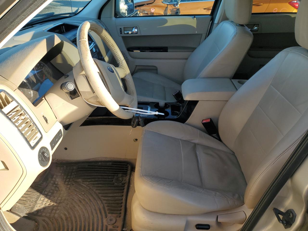 2012 Ford Escape - Image 7