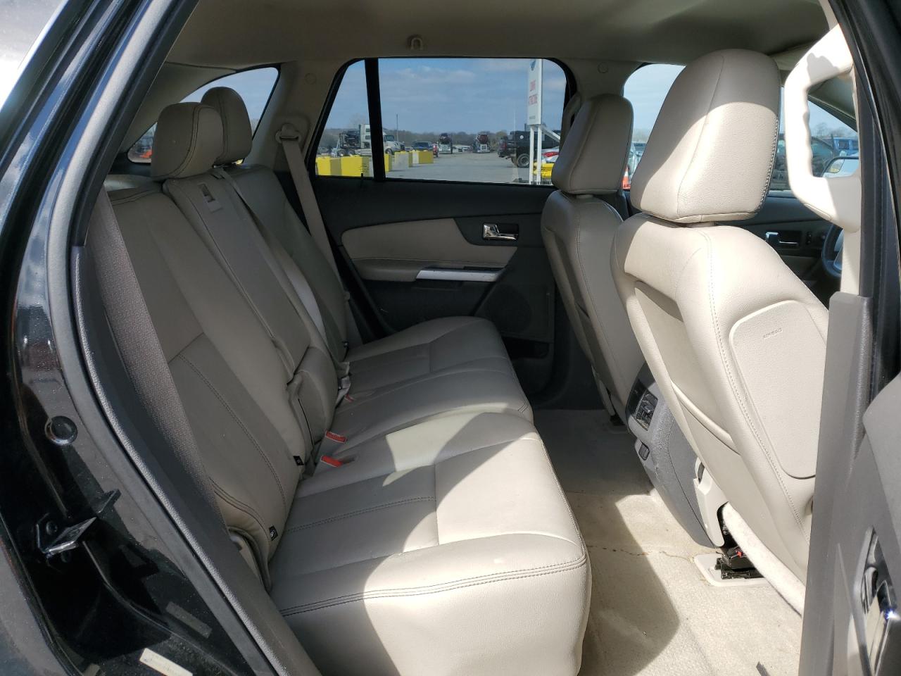 2011 Ford Edge - Image 11