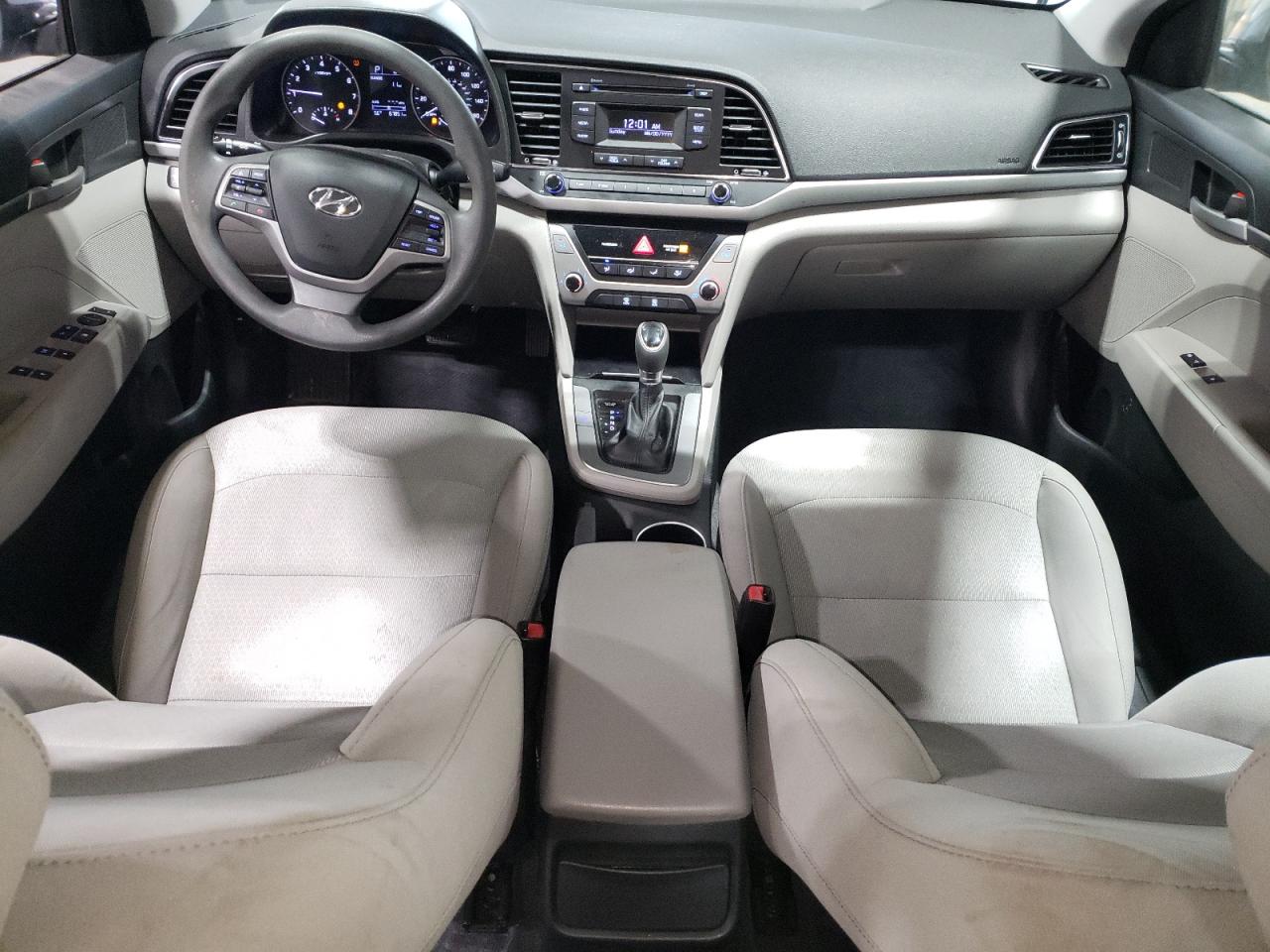 2017 Hyundai Elantra - Image 8