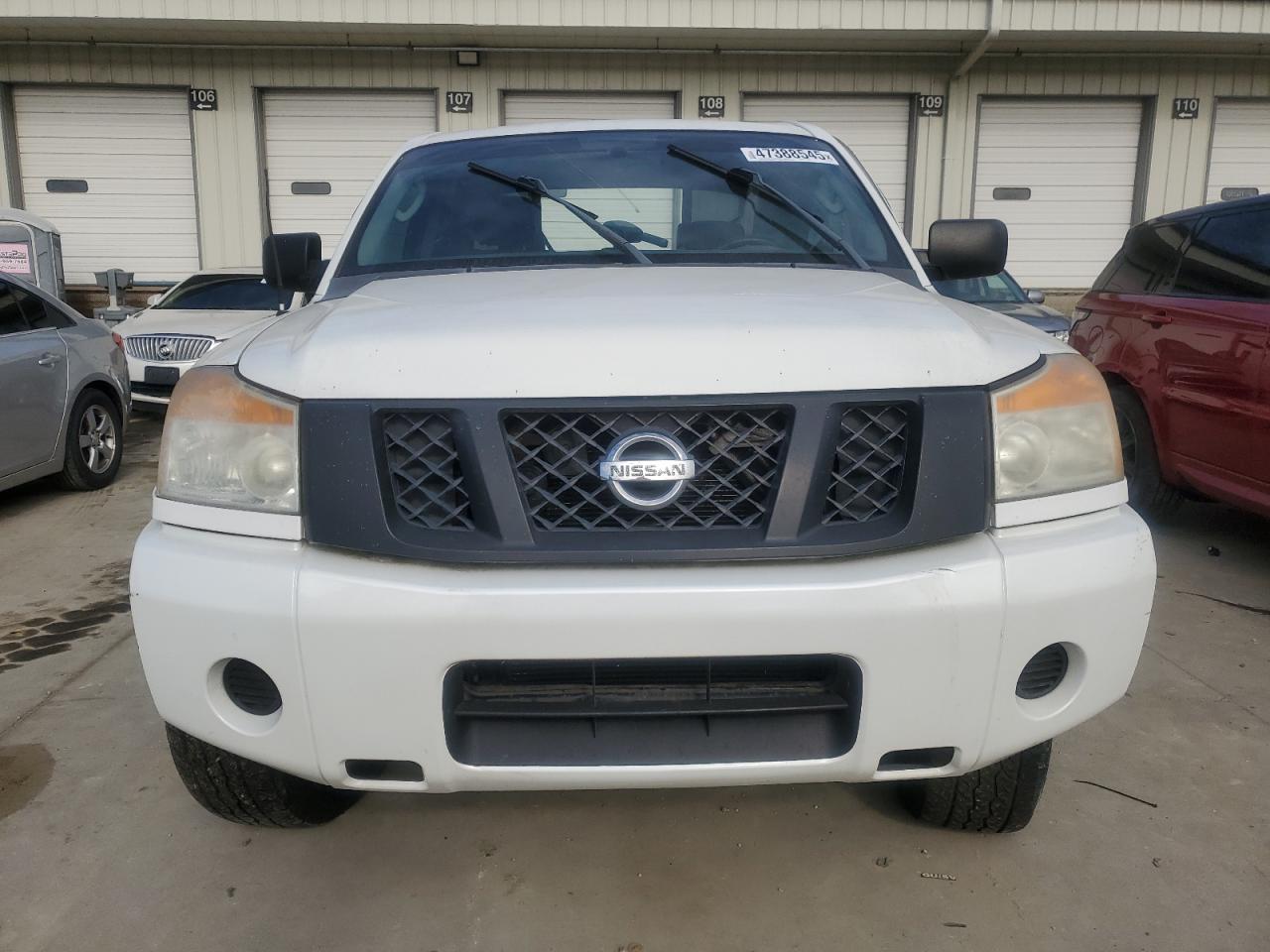 2010 Nissan Titan - Image 5