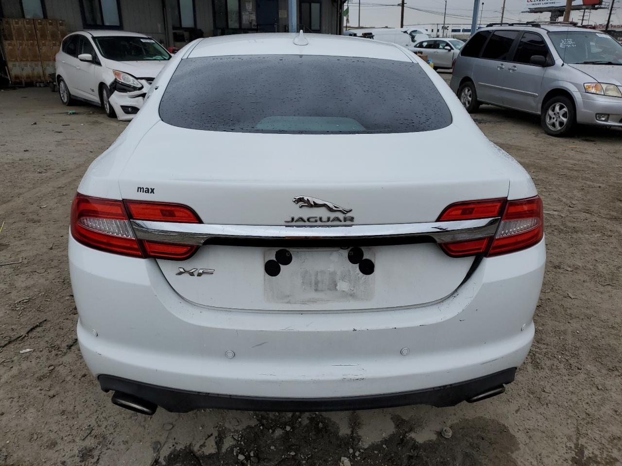 2015 Jaguar XF - Image 6