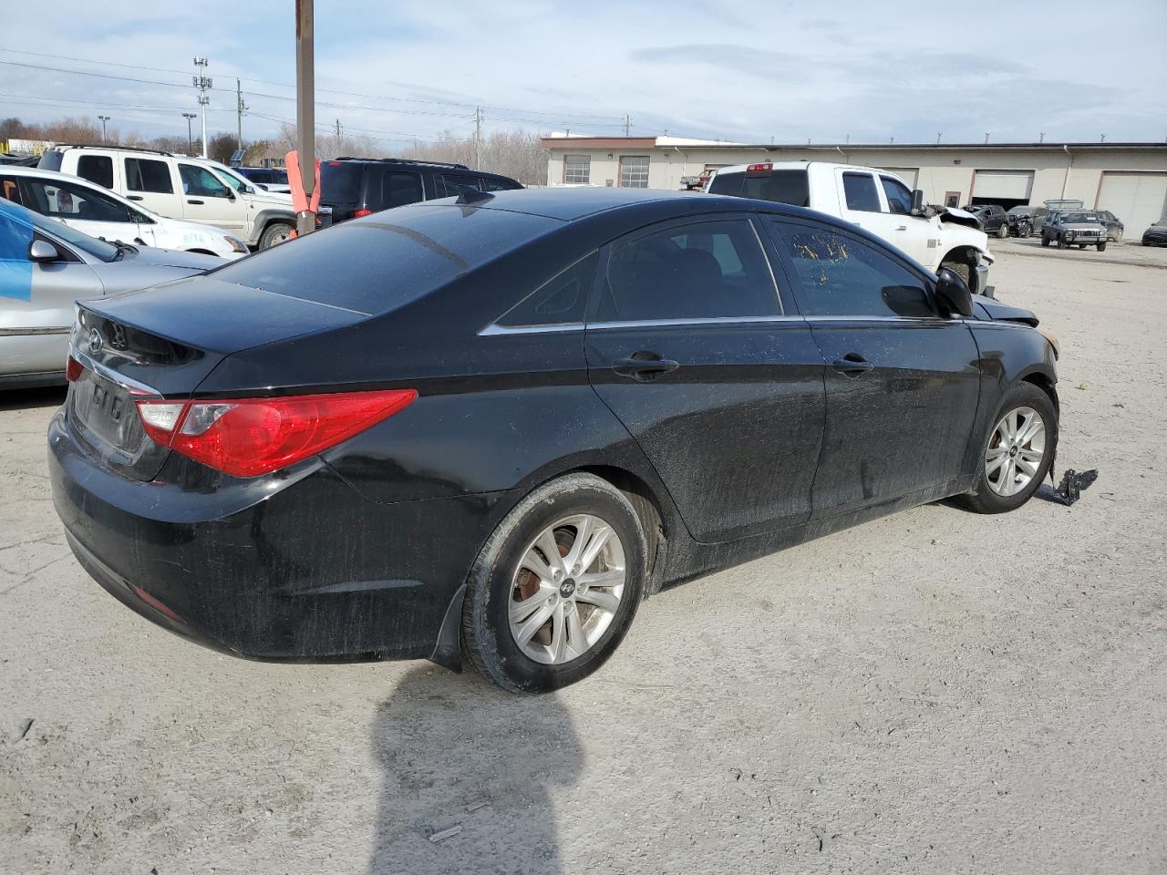 2013 Hyundai Sonata - Image 3