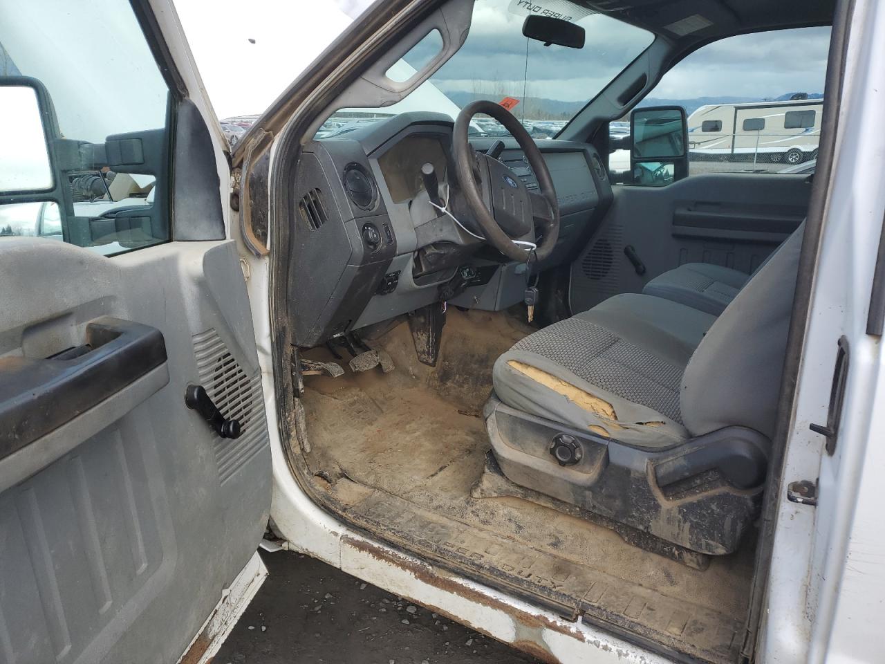 2014 Ford F250 - Image 8