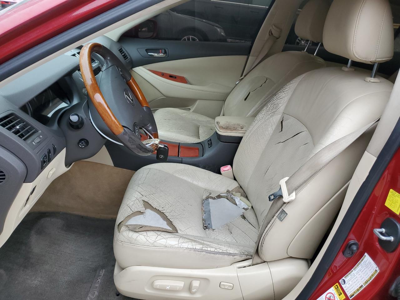 2010 Lexus ES - Image 7