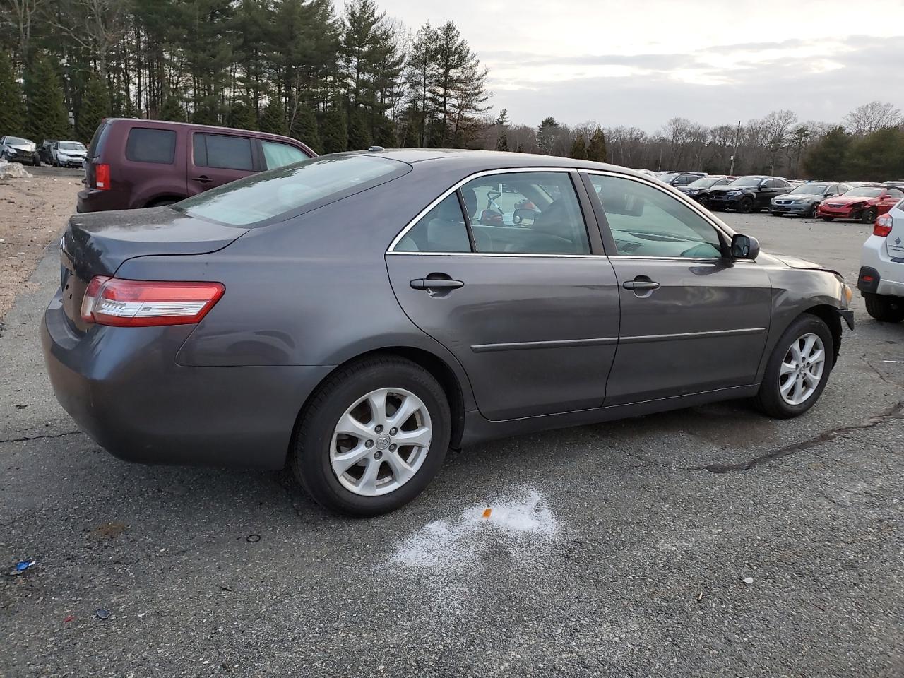 2011 Toyota Camry - Image 3