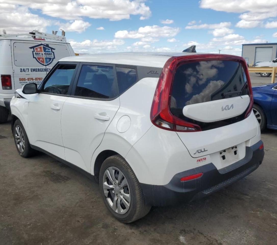 2022 Kia Soul - Image 2