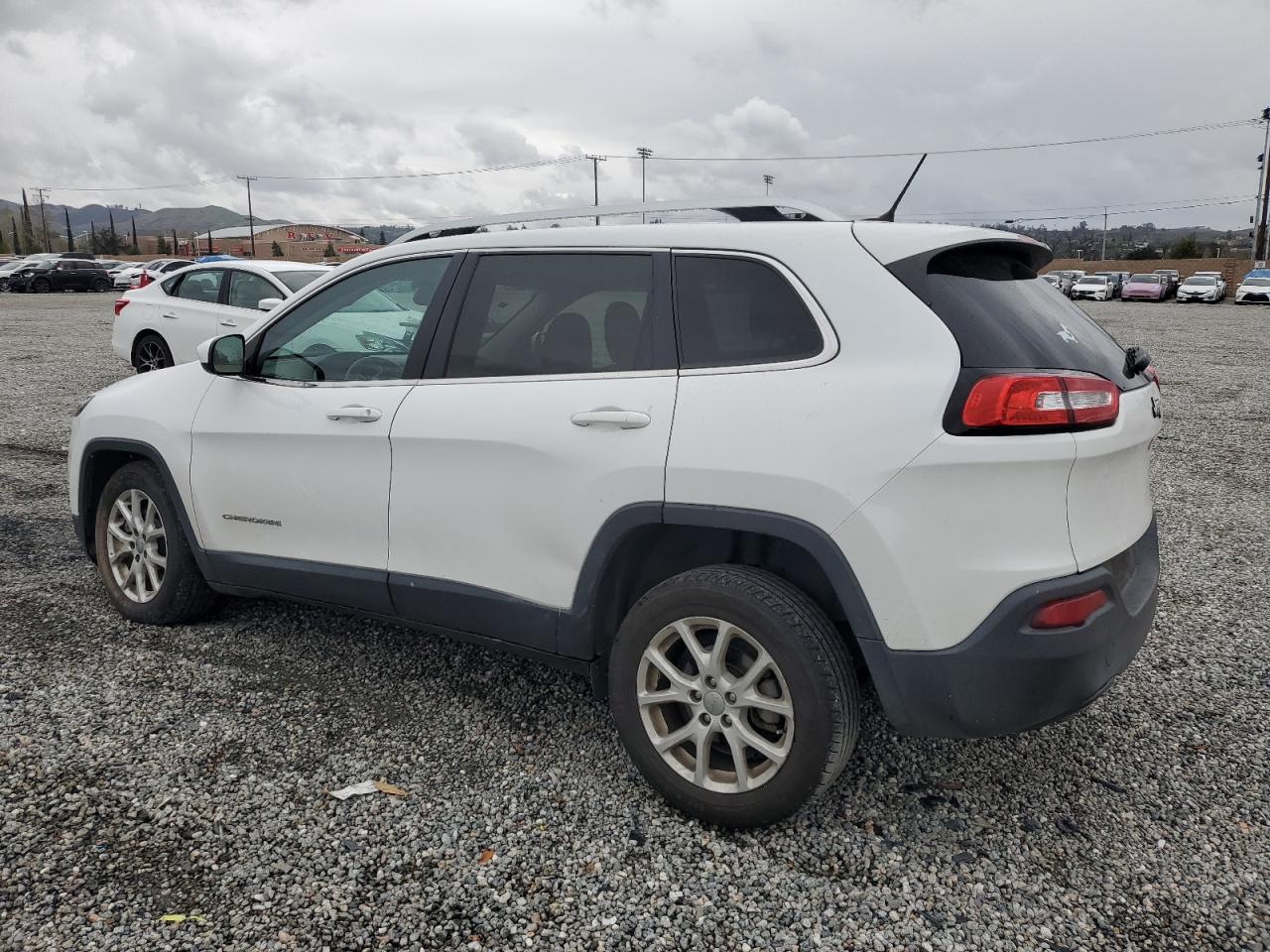 2018 Jeep Grand Cherokee - Image 2