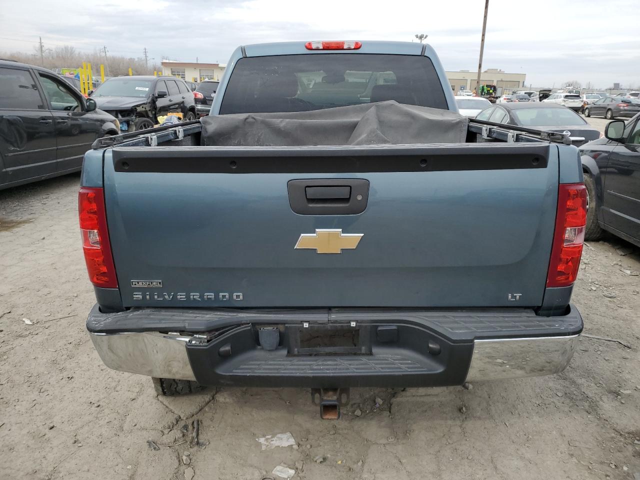 2011 Chevrolet Silverado - Image 6