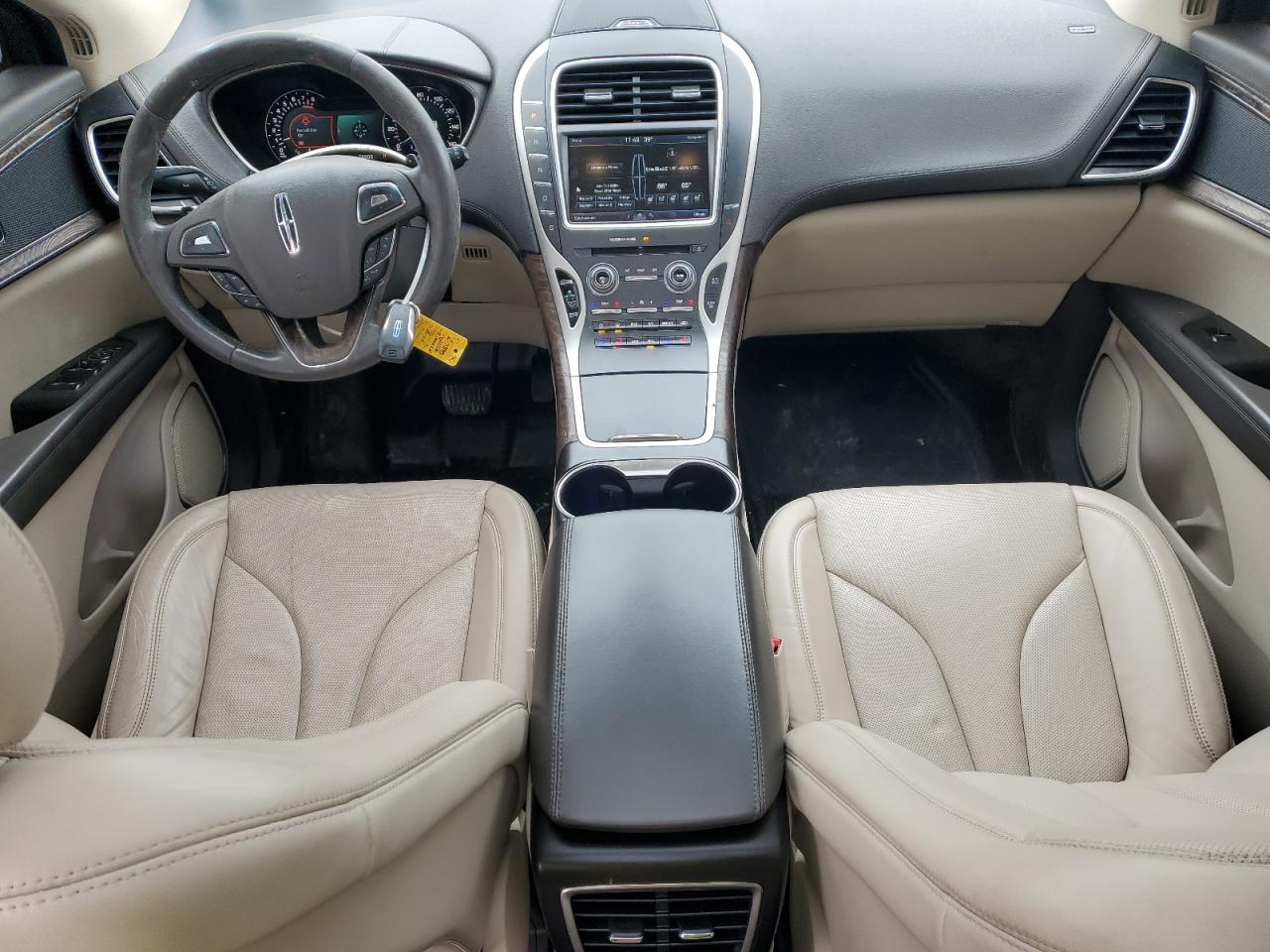 2016 Lincoln MKX - Image 8