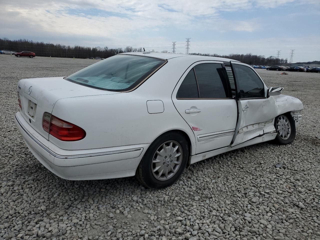 2000 Mercedes-Benz E-klasse - Image 3