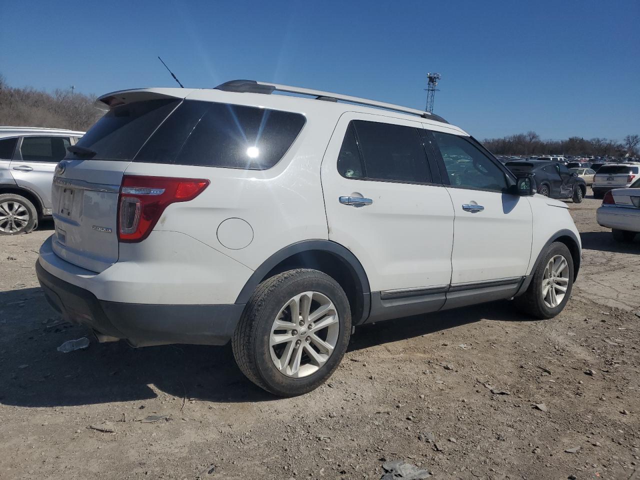 2013 Ford Explorer - Image 3