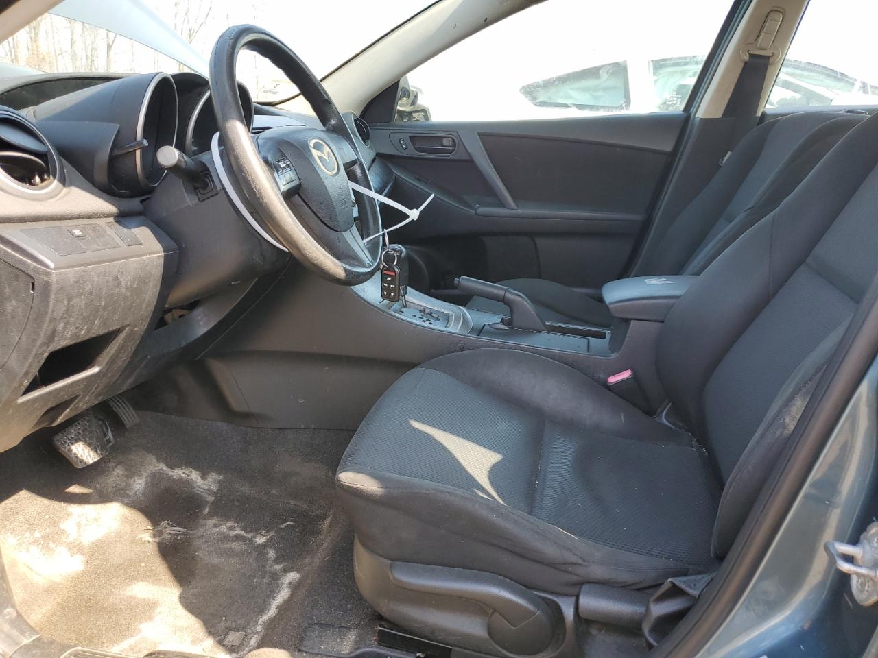 2011 Mazda 3 - Image 7