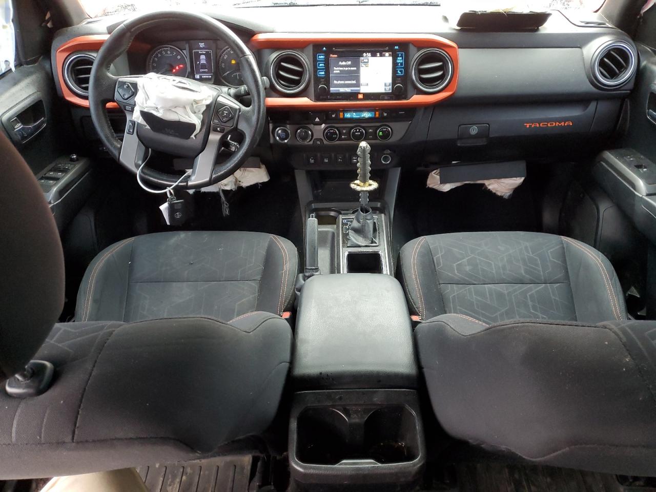 2016 Toyota Tacoma - Image 8