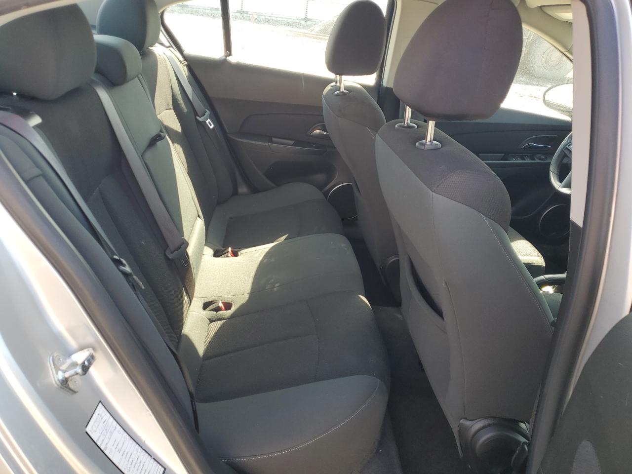 2011 Chevrolet Cruze - Image 10