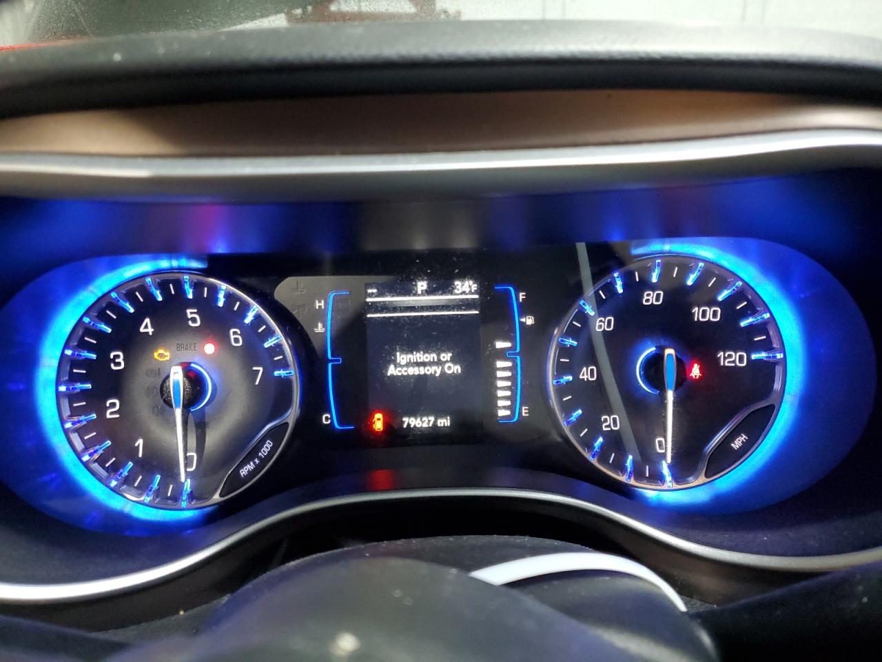 2018 Chrysler Pacifica - Image 9