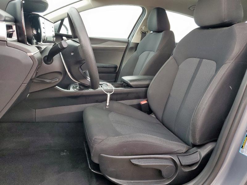 KIA K5 2021 Серый