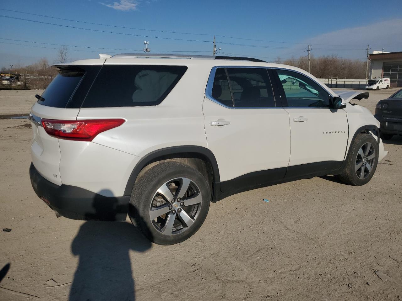 1GNERHKW6JJ186805 CHEVROLET TRAVERSE 2018