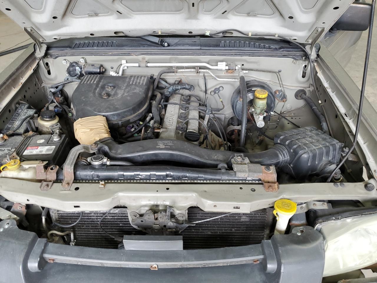 2002 Nissan Navara (Frontier) - Image 12