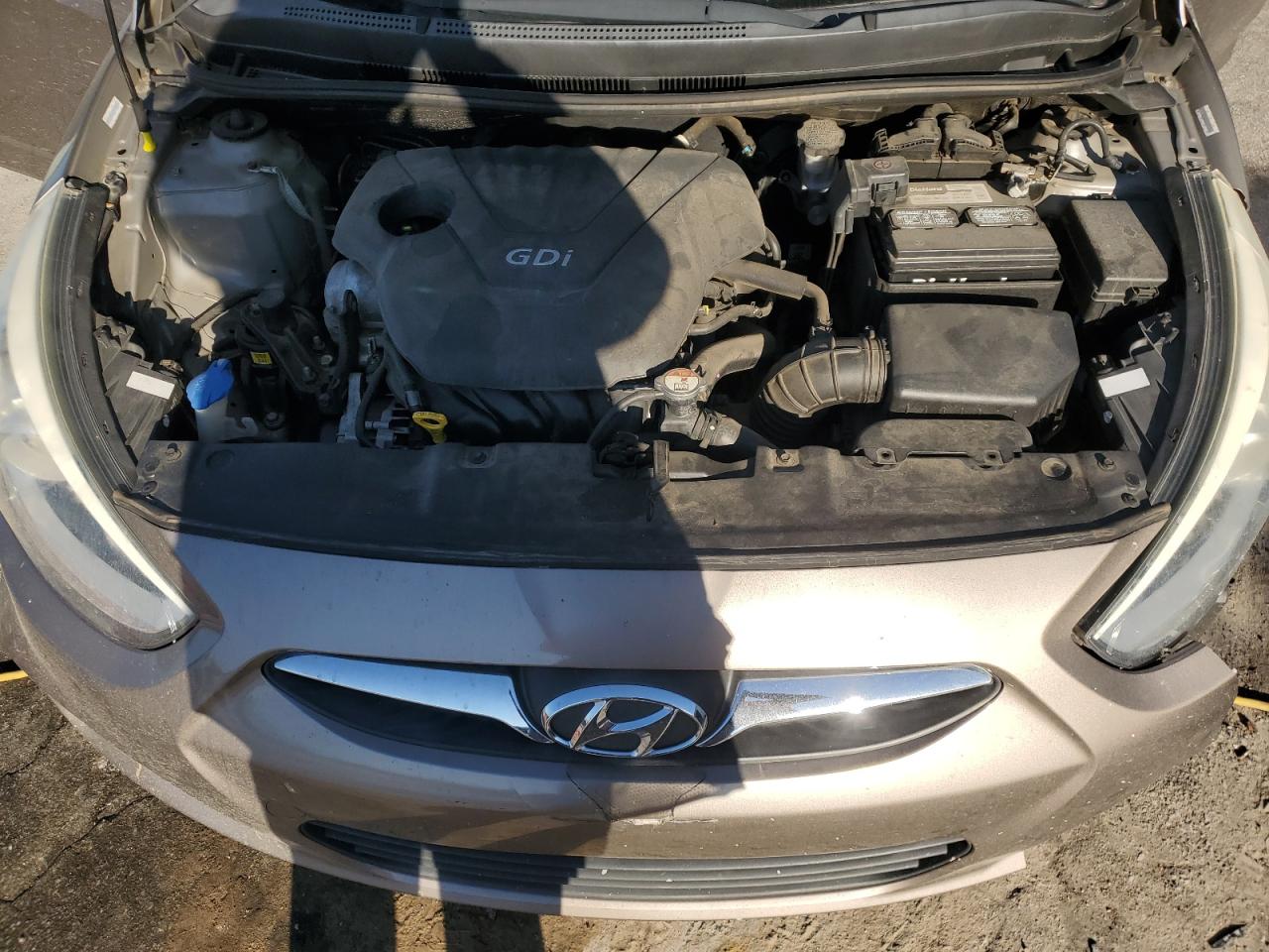2014 Hyundai Accent - Image 11