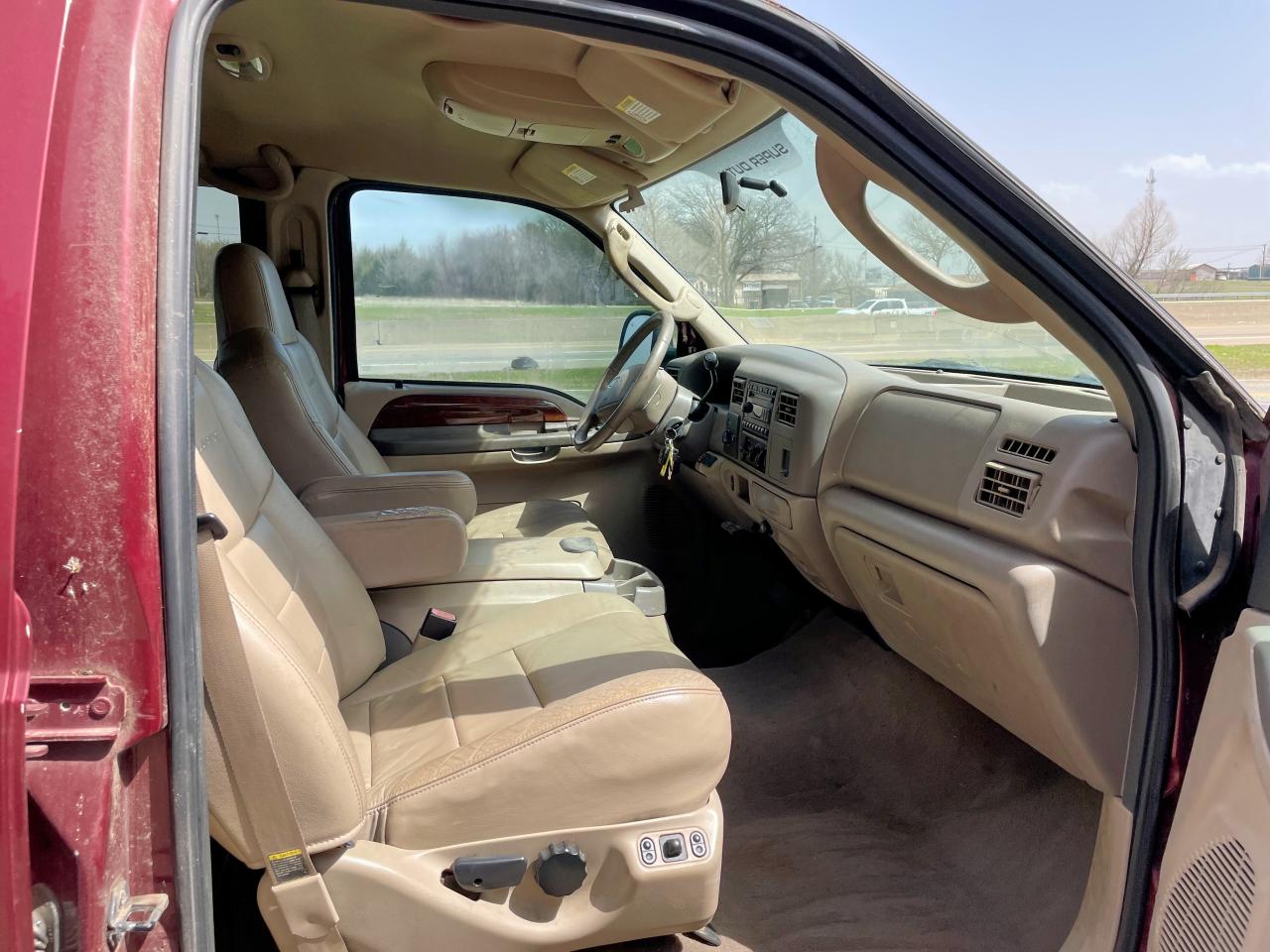 2004 Ford F350 - Image 5