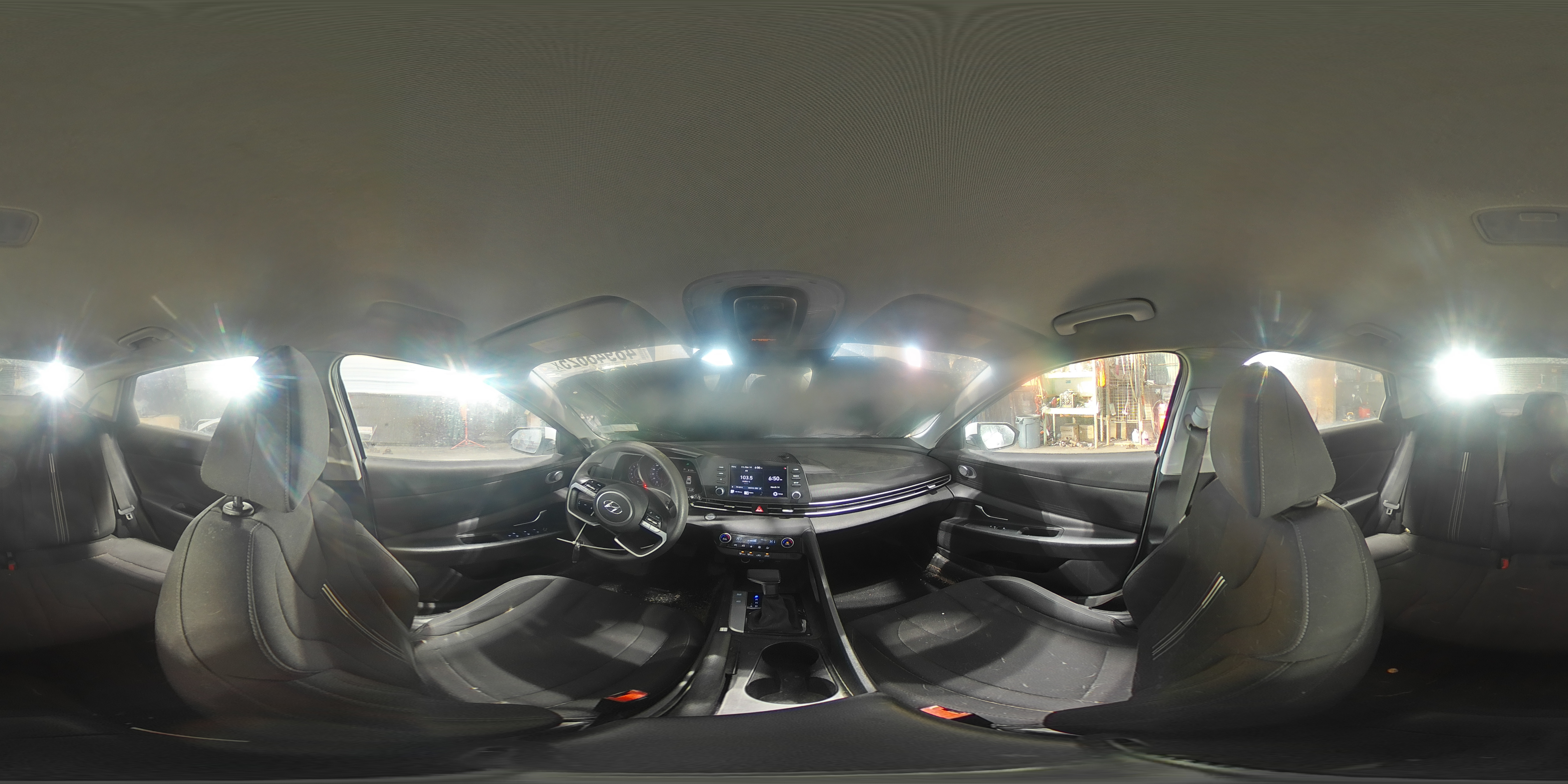 2021 Hyundai Elantra - Image 12