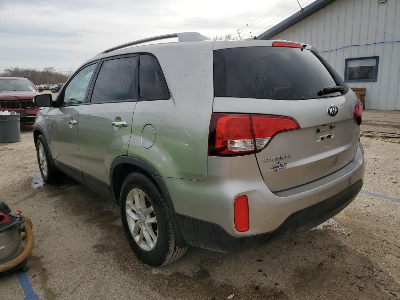 2014 Kia Sorento - Image 2