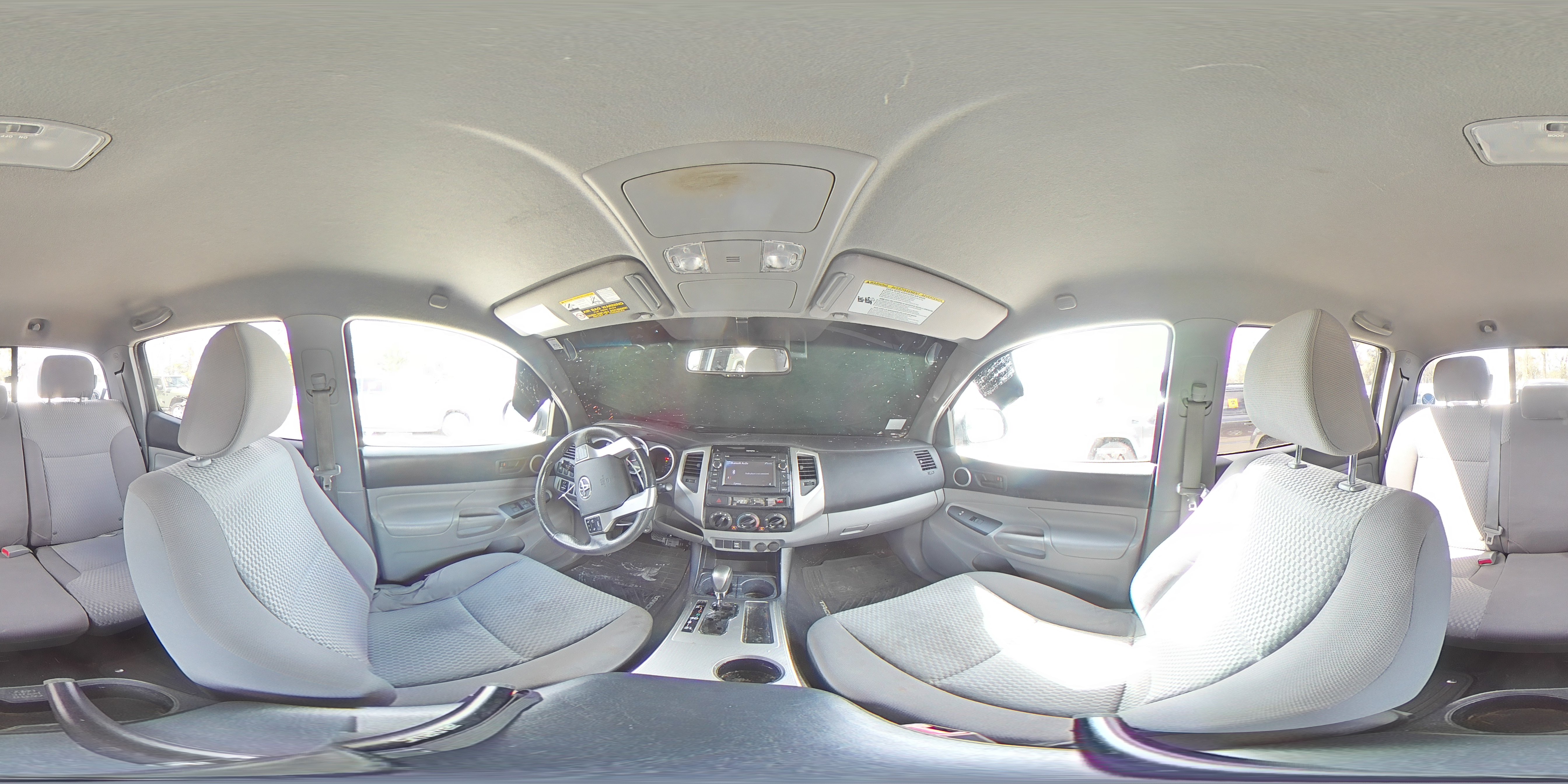 2013 Toyota Tacoma - Image 15