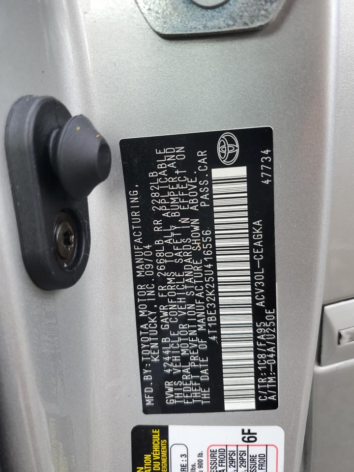 2005 Toyota Camry - Image 15